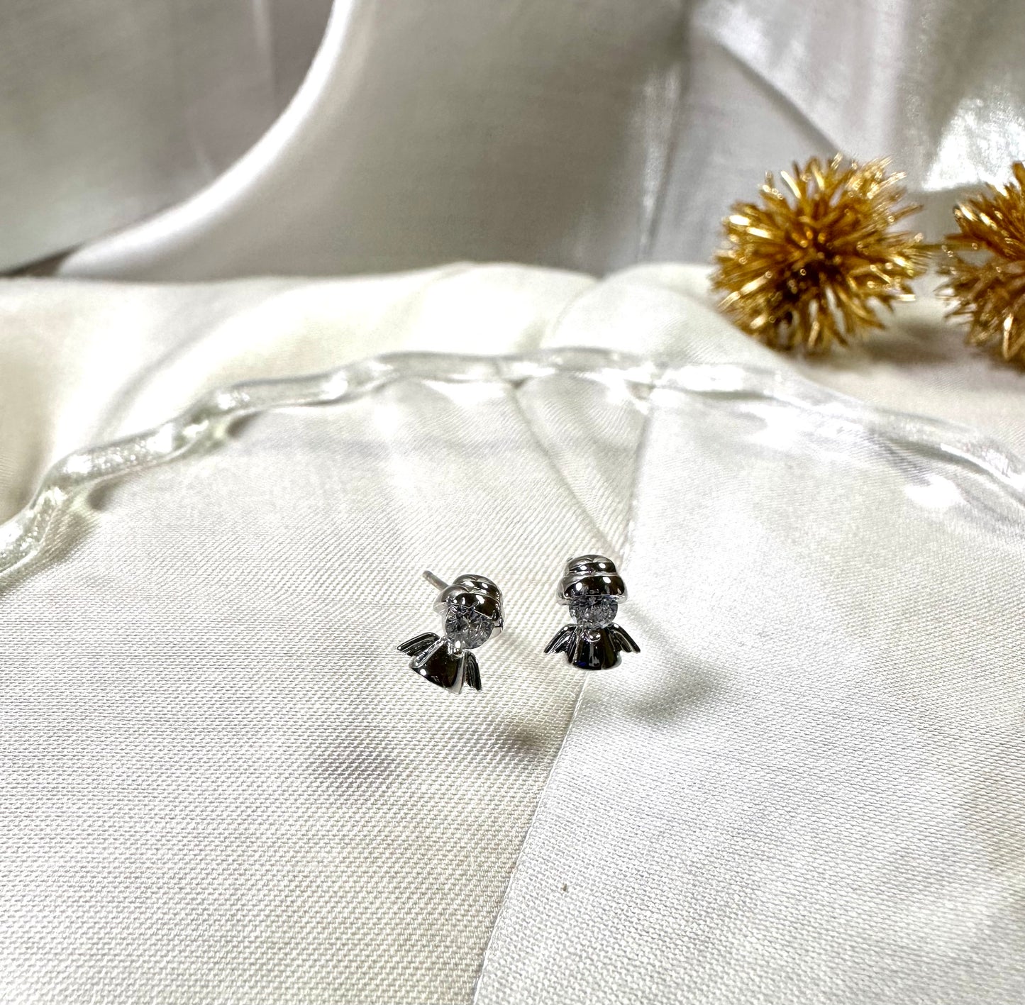 Angel dainty earrings