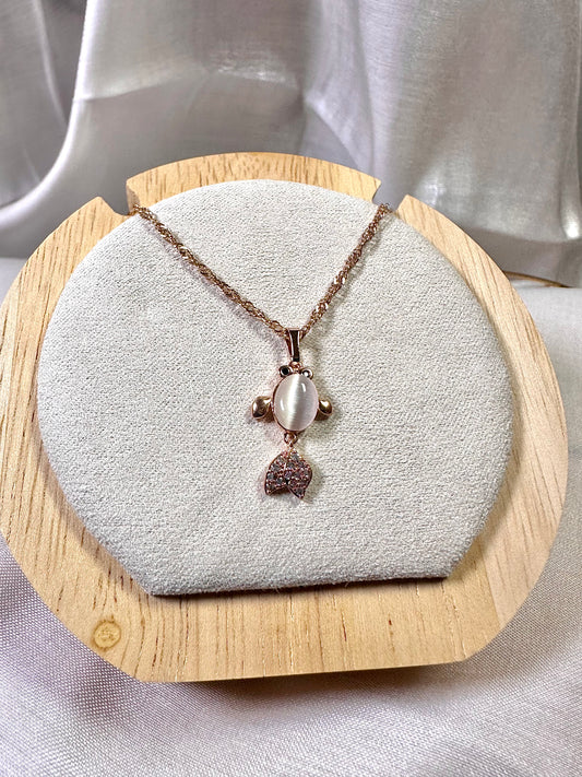 Goldfish necklace Rose Gold